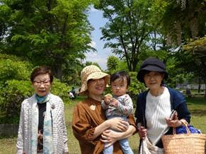 ��, ���O, �l, �� ���܂܂�Ă���摜

�����I�ɐ������ꂽ����