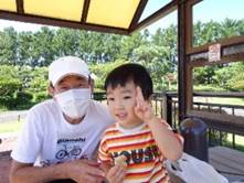 ���̂��΂ɍ����Ă���j��

�Ⴂ���x�Ŏ����I�ɐ������ꂽ����